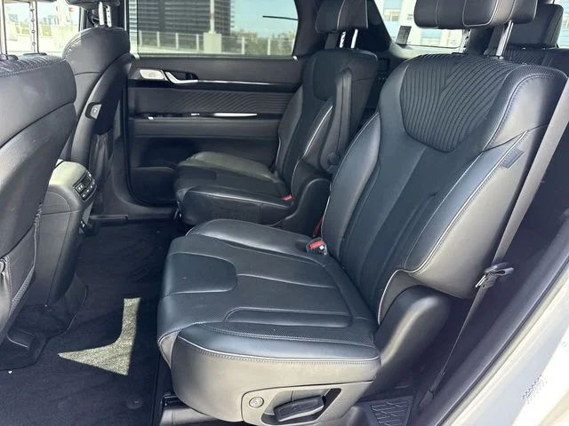Used 2024 White Hyundai Calligraphy image 23