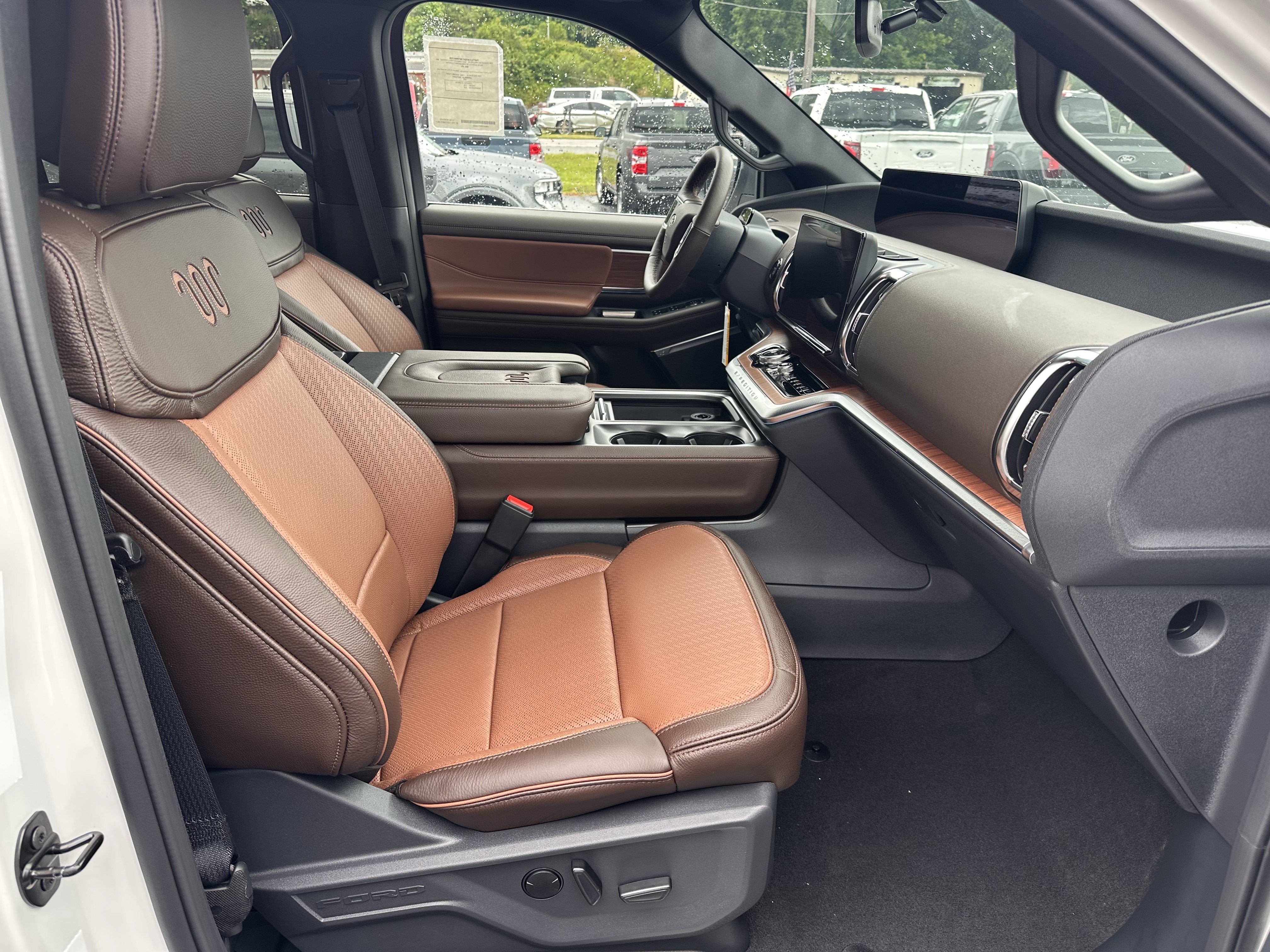 New 2026 Star White Metallic Tri-Coat Ford King Ranch® image 15