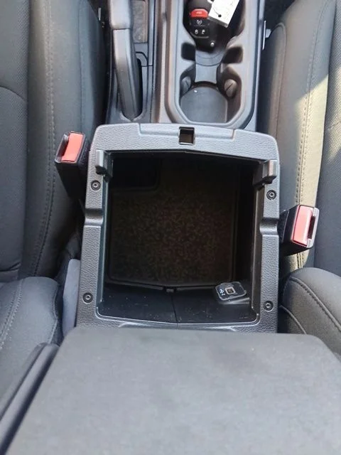 Used 2023 Green Jeep Sport image 40