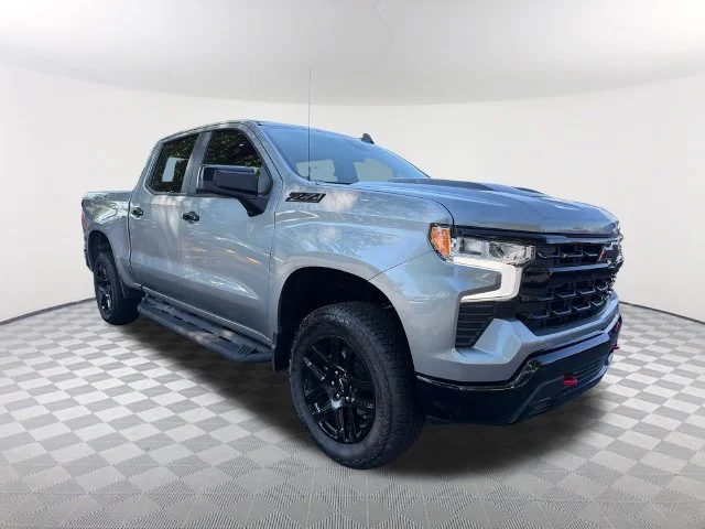 Used 2026 Sterling Gray Metallic Chevrolet LT Trail Boss image 3