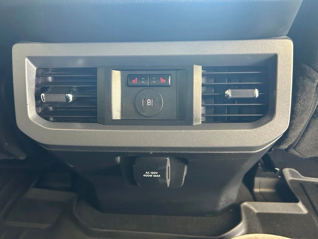 Used 2025 White Ford XL image 35