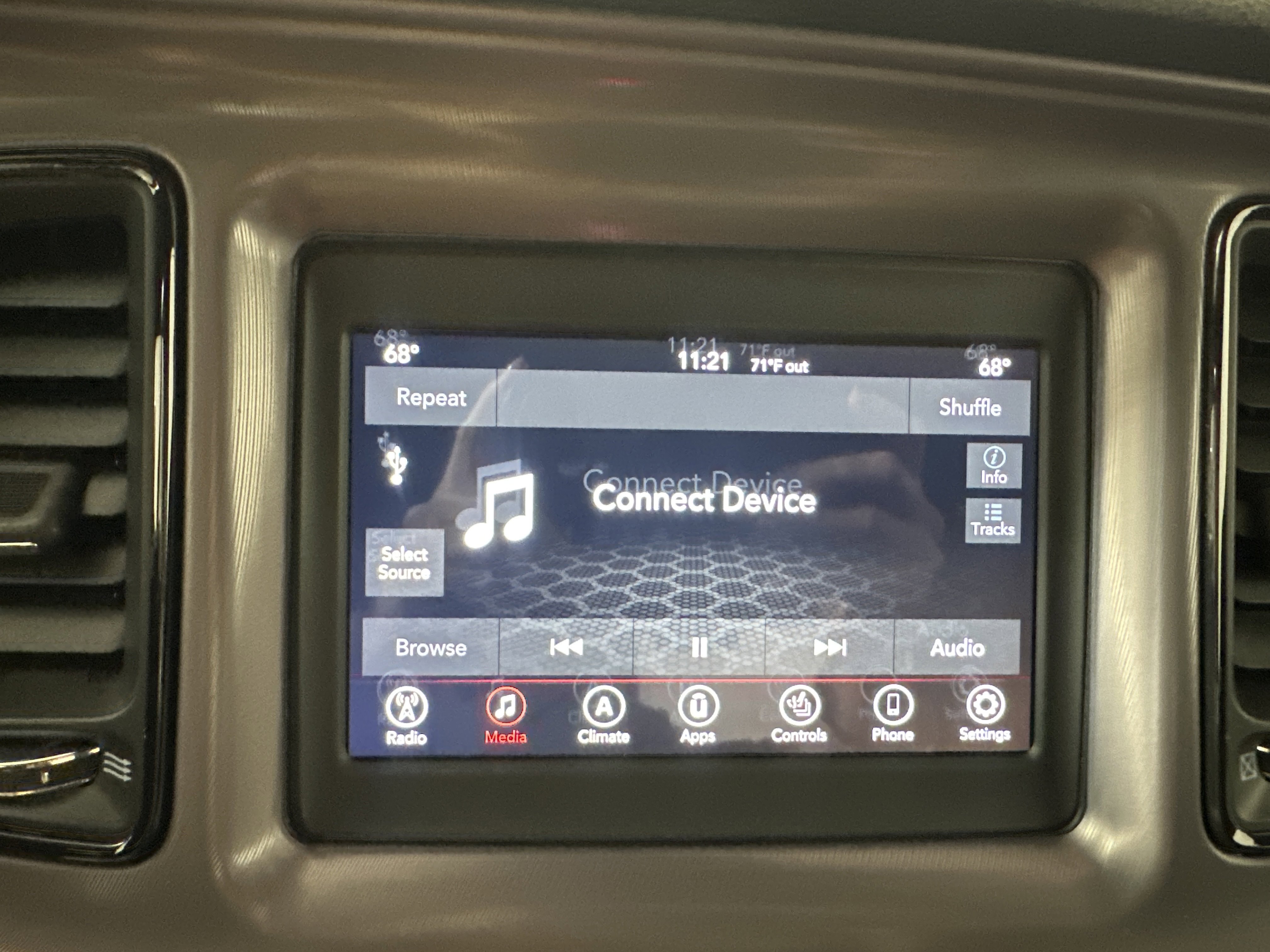 Certified Used 2023 Go Mango Dodge SXT image 15