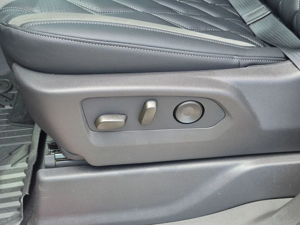 2026 Chevrolet Silverado 1500 RST - Photo 17