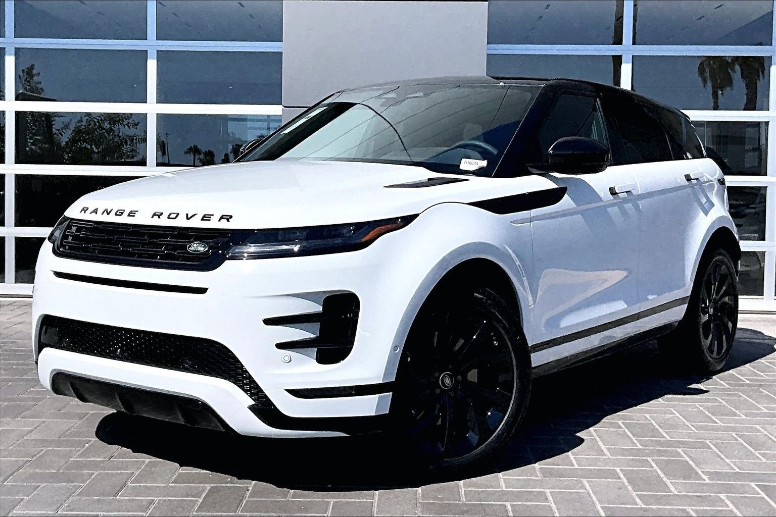 New 2026 Range Rover Evoque Hoxton Edition