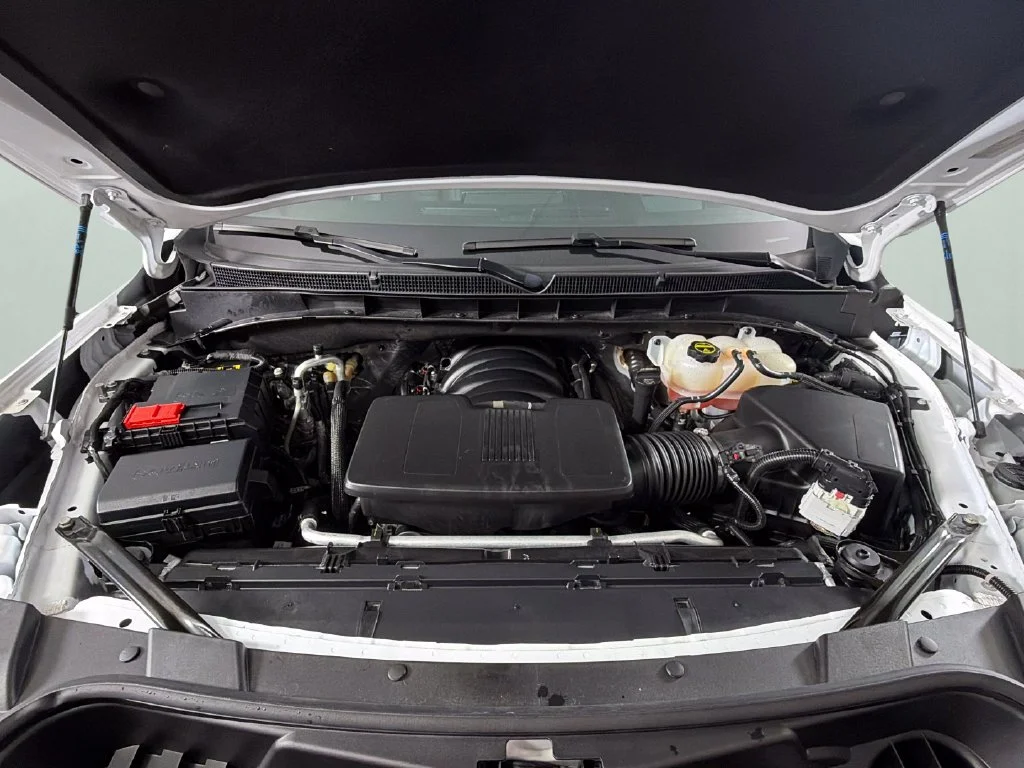2025 GMC Yukon AT4 Ultimate - Photo 43