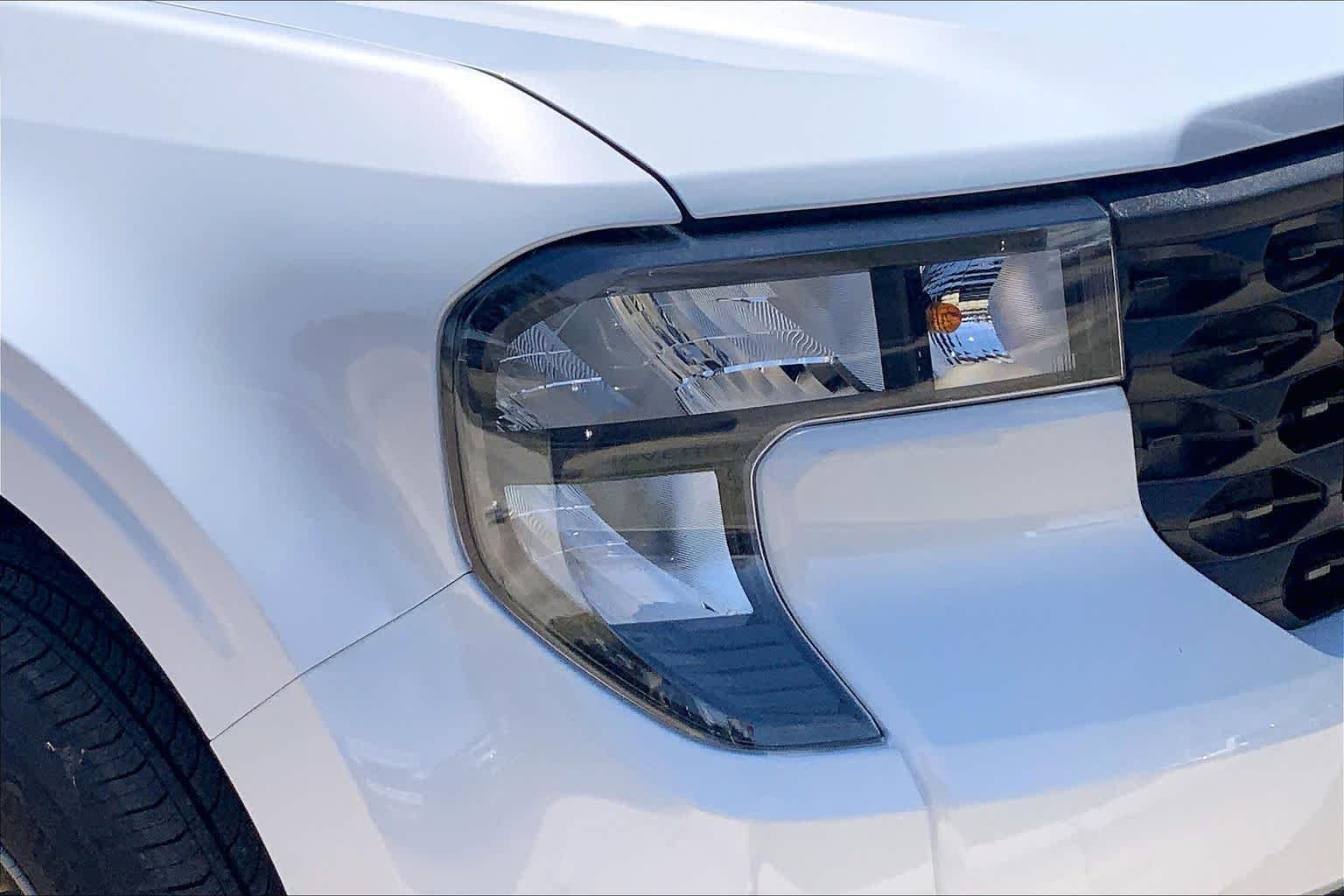 New 2026 Space White Metallic Ford XLT image 13