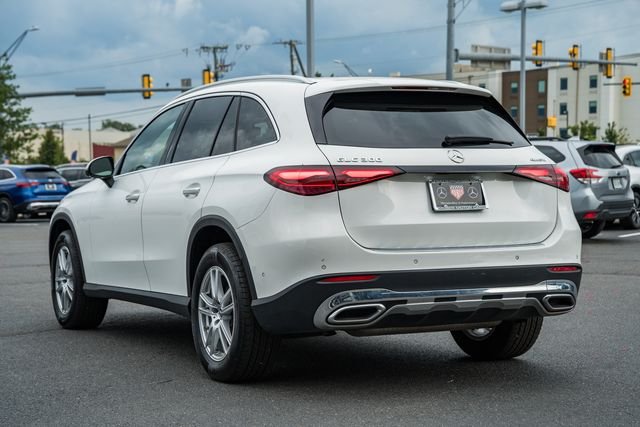Used 2023 Polar White Mercedes-Benz GLC 300 image 5