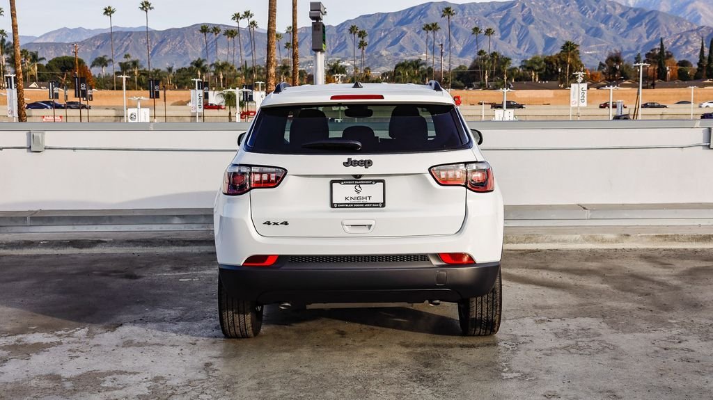 New 2026 Bright White Clearcoat Jeep Latitude image 8
