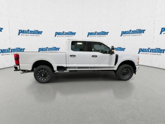 New 2027 White Ford XLT image 12