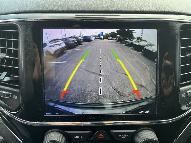 Used 2020 Gray Jeep Trailhawk image 25