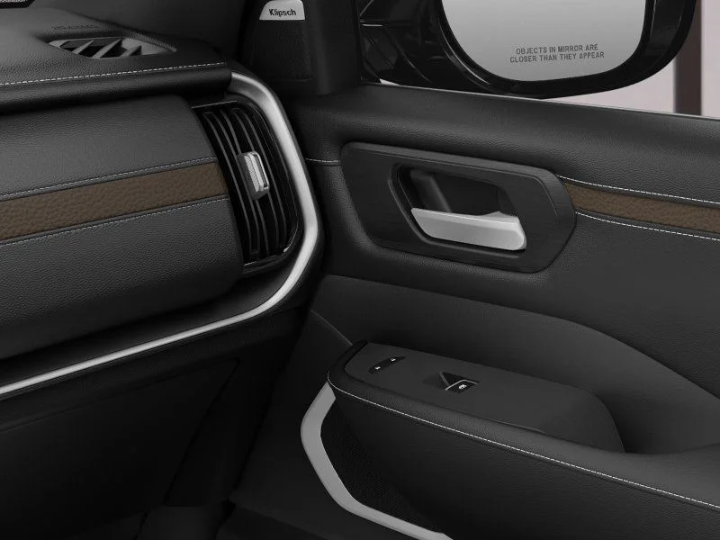 New 2026 Alpine Metallic / Super Black Two-tone Nissan Platinum Reserve image 22