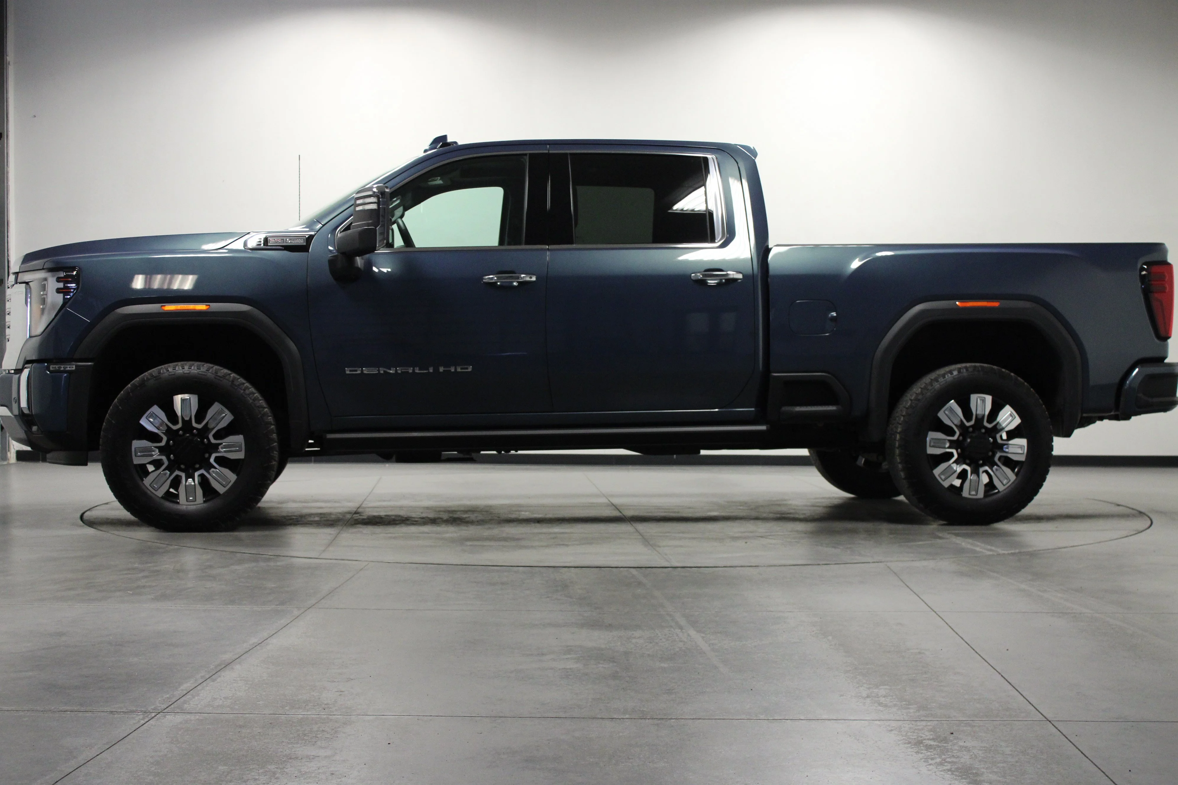 Used 2026 Downpour Metallic GMC Denali image 7