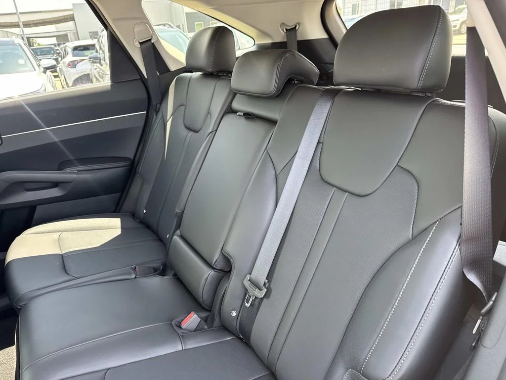 New 2026 Gray Kia S image 7