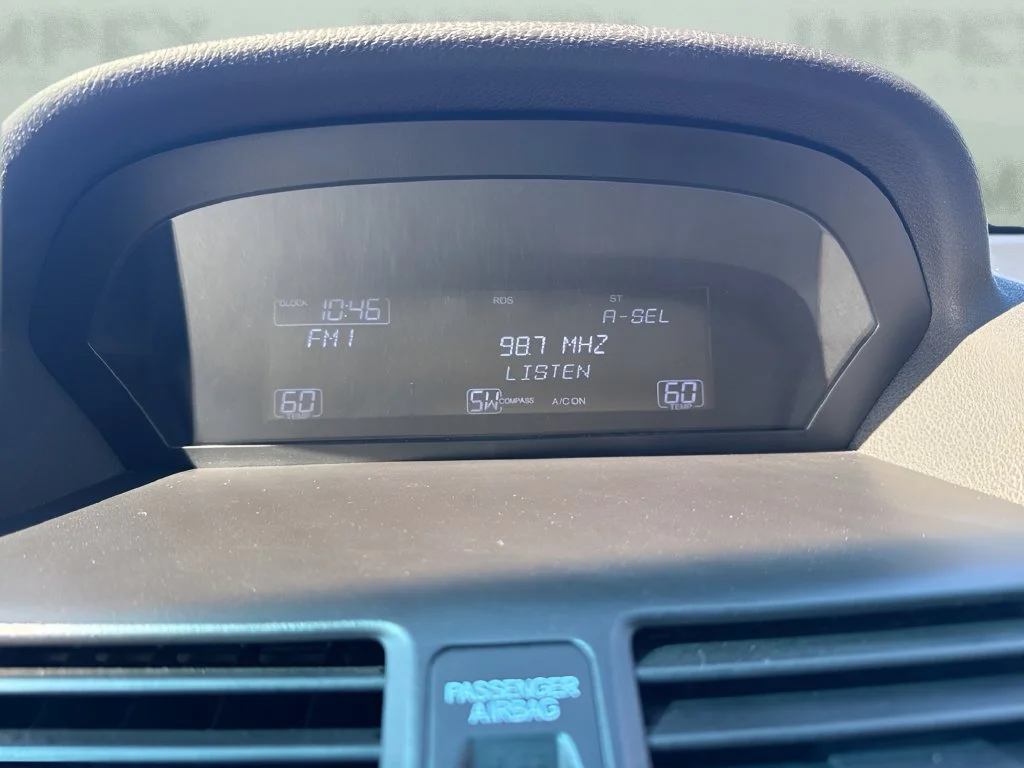 Used 2011  Acura 3.5 image 15