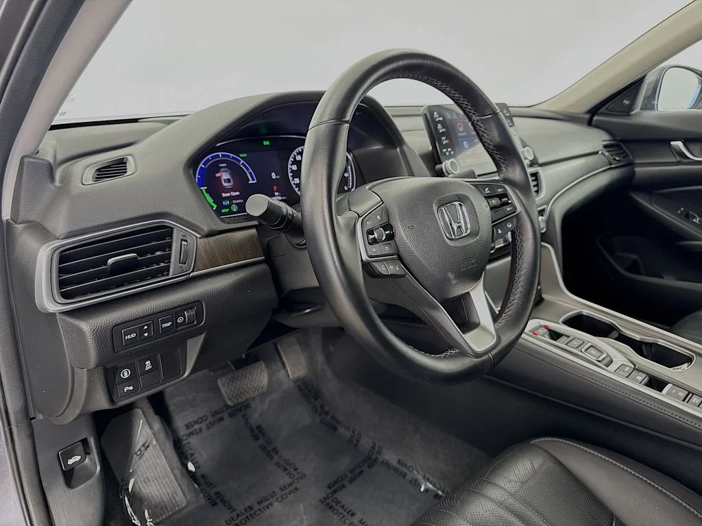 Used 2022  Honda Touring image 9