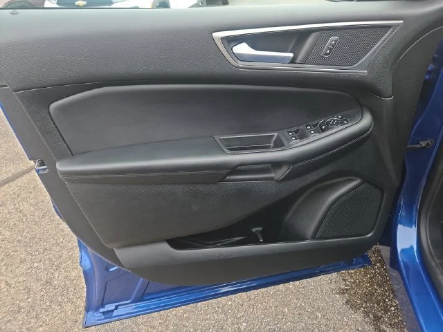 Used 2023 Blue Ford SEL image 22