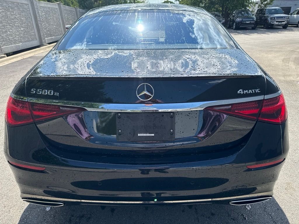 Used 2023 Black Mercedes-Benz S 580e image 4