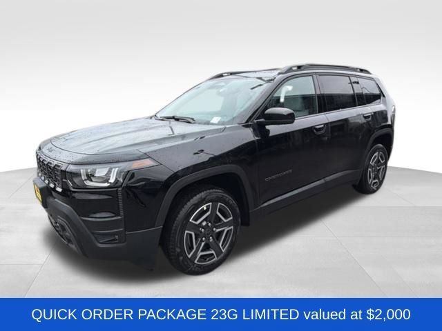 New 2026 Diamond Black Crystal Pearl-Coat Exterior Paint Jeep Limited image 3