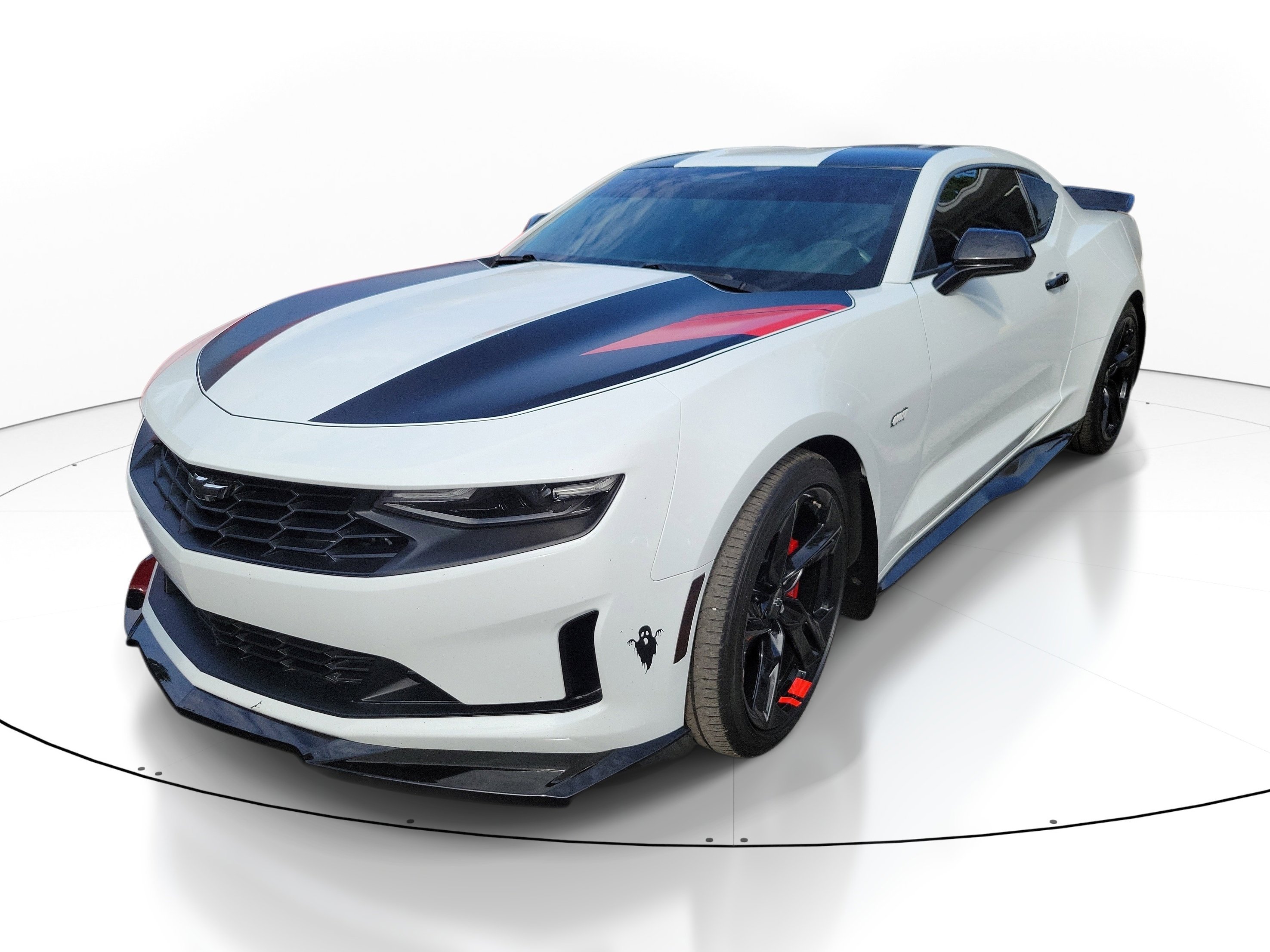 Used 2023 Summit White Chevrolet 2LT image 1