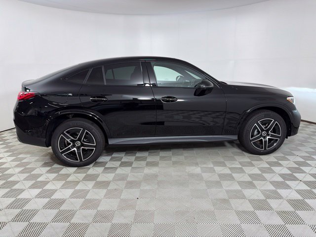 New 2027 Black Mercedes-Benz GLC 300 image 23
