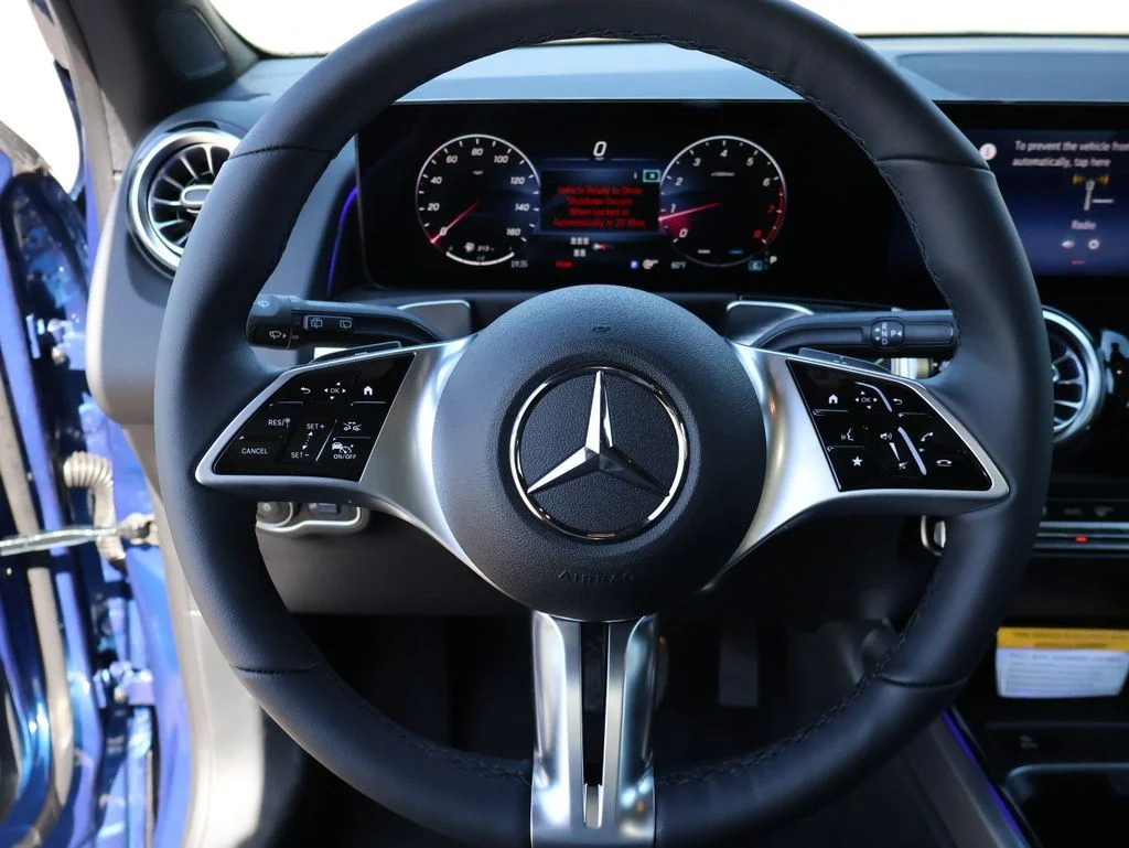 New 2026 Starling Blue Metallic Mercedes-Benz GLB 250 image 32