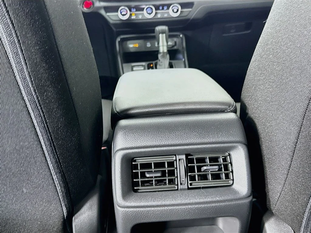 New 2026 Solar Silver Metallic Honda LX image 29