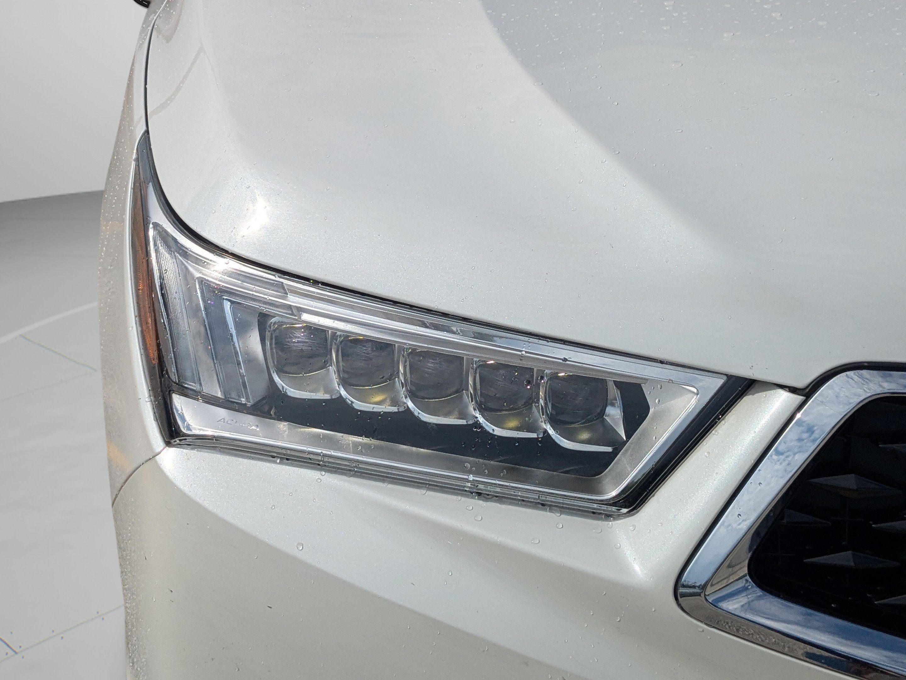Used 2020 Platinum White Pearl Acura Advance image 30