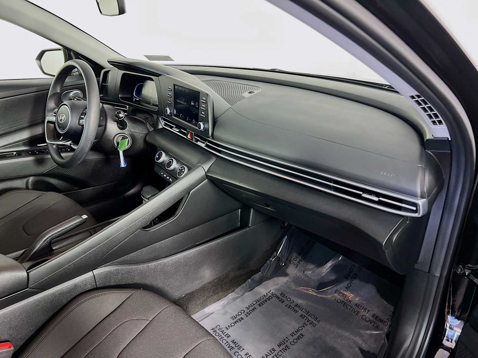 Certified Used 2025 Abyss Black Hyundai SE image 28
