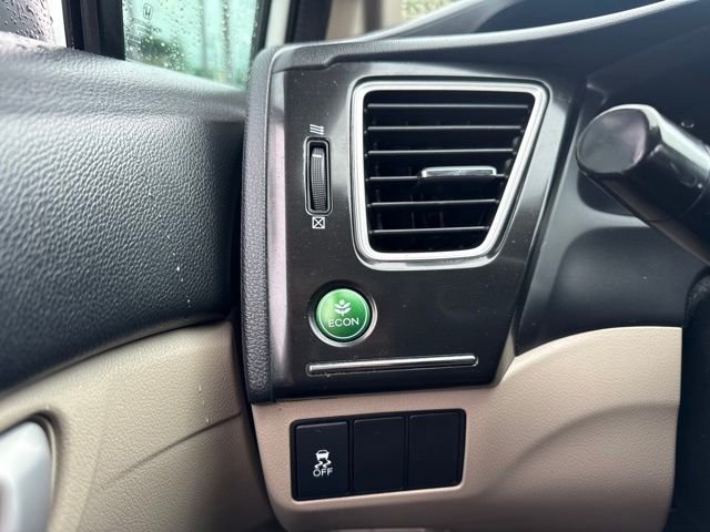 Used 2013 White Honda LX image 15