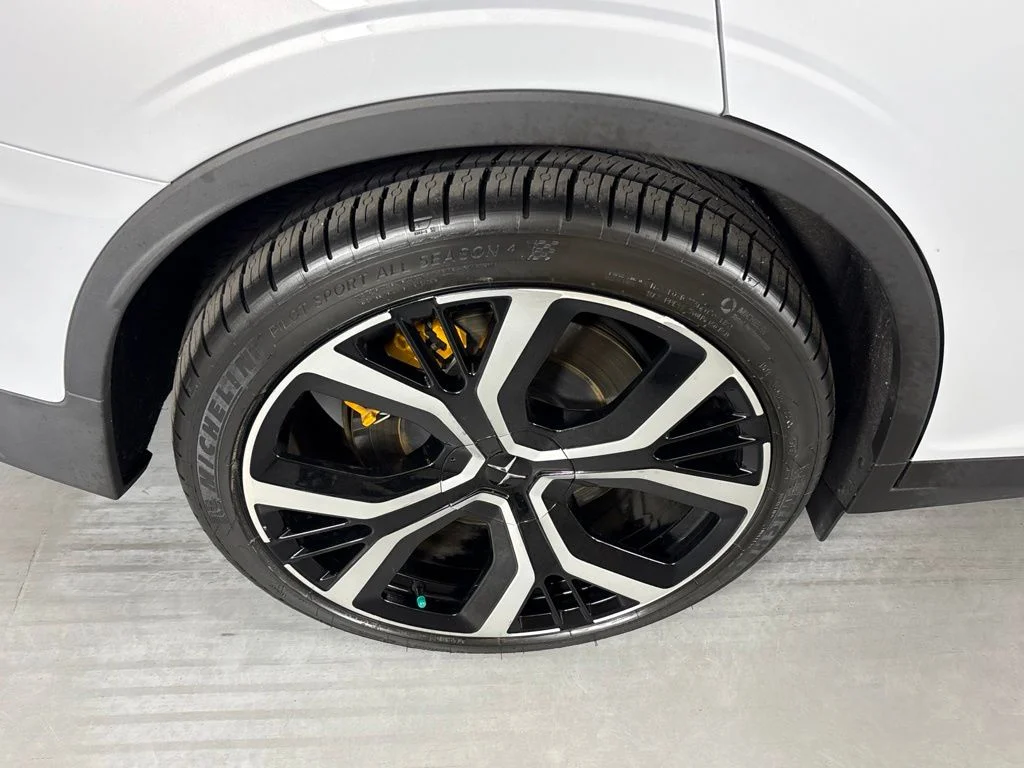 Used 2023 White Polestar Long Range Dual Motor Performance image 10