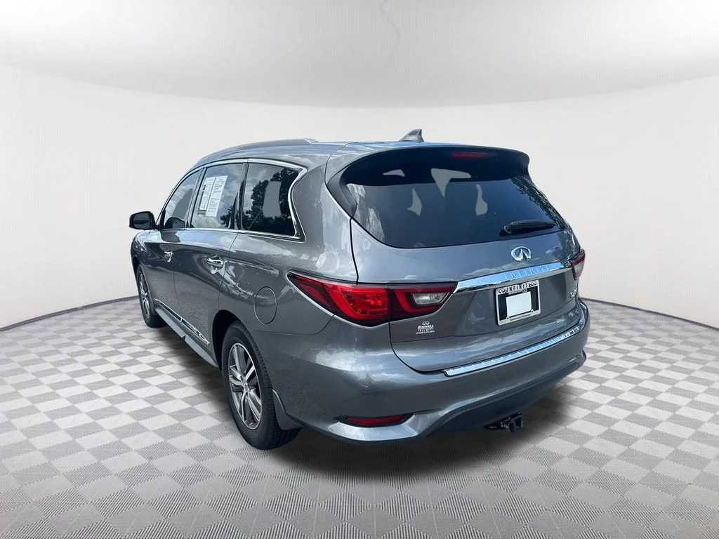 Used 2020 Gray INFINITI LUXE image 7