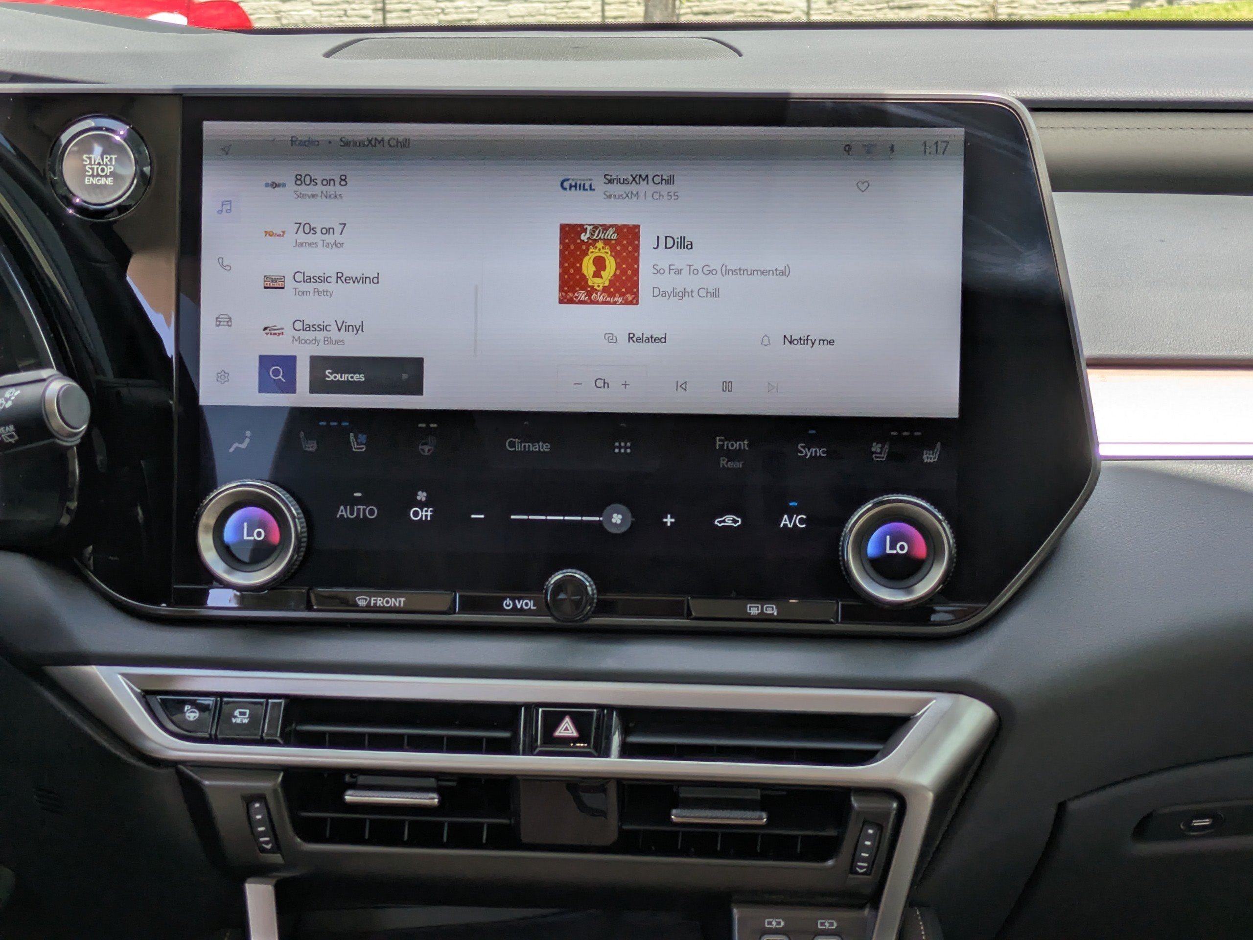 2023 Lexus RX 350 - Photo 17