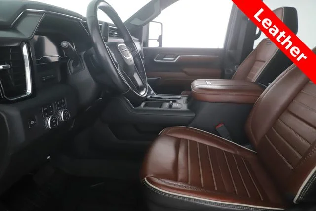 Used 2024 White GMC Denali Ultimate image 17