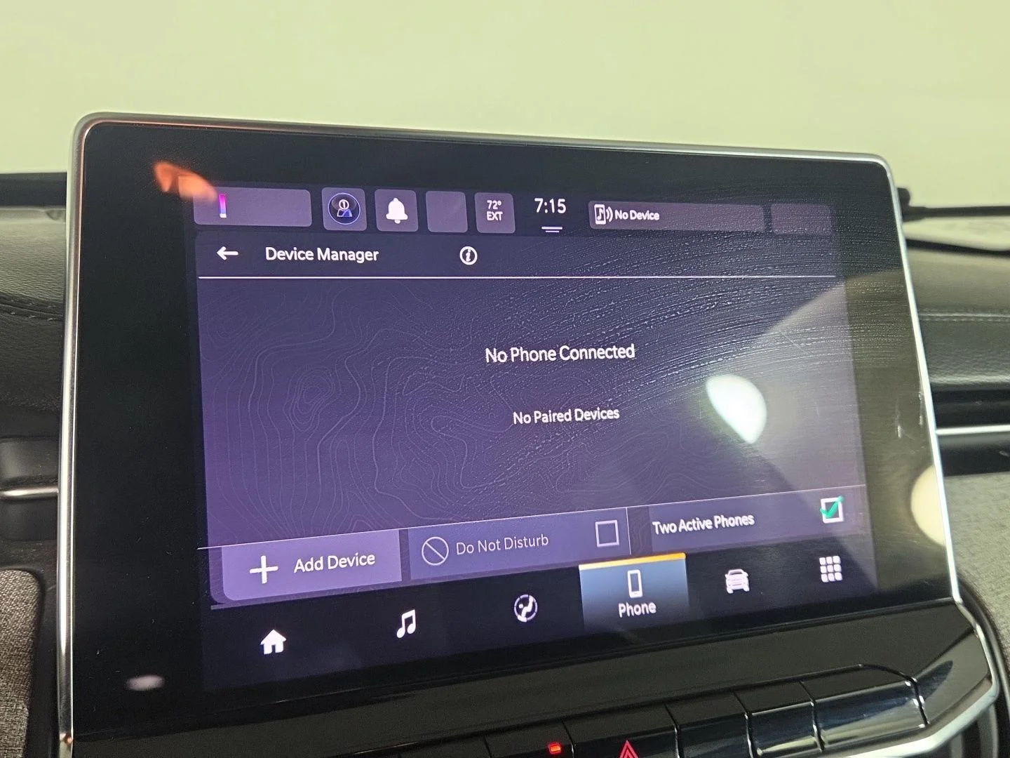 Used 2023 Diamond Black Crystal Pearlcoat Jeep Latitude image 13