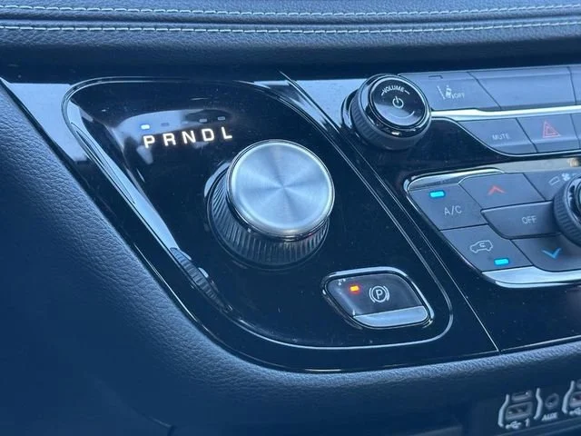 2022 Chrysler Pacifica Hybrid Touring L - Photo 19