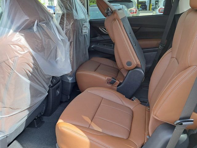 New 2026 CRYSTAL WHITE PEARL Subaru Touring 7-Passenger image 13