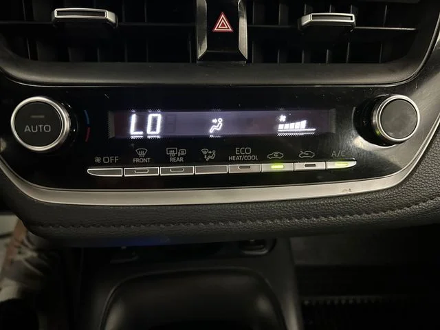 Used 2024  Toyota XSE image 30