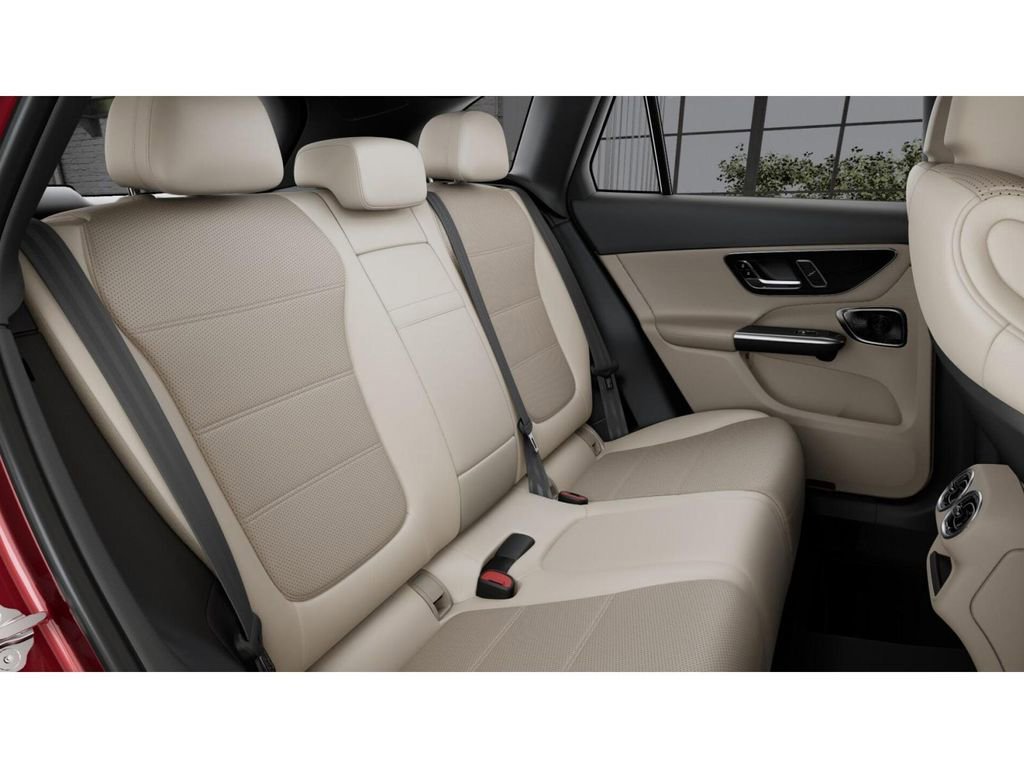New 2026 MANUFAKTUR Patagonia Red Metallic Mercedes-Benz GLC 300 image 47