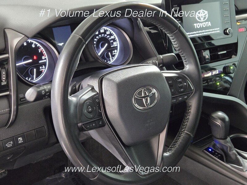 Used 2022 Midnight Black Metallic Toyota SE image 30