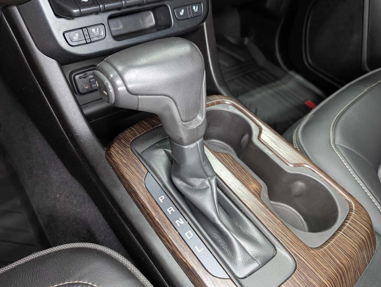 Used 2019 Onyx Black GMC 4WD Denali image 29