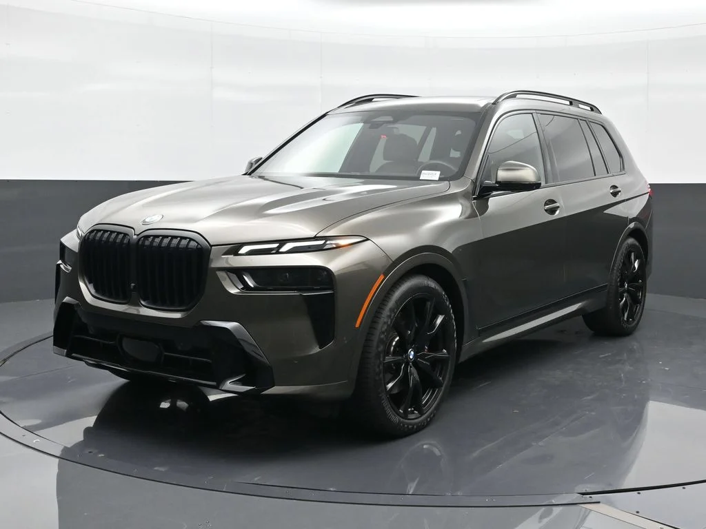Certified Used 2025 Green BMW xDrive40i image 1