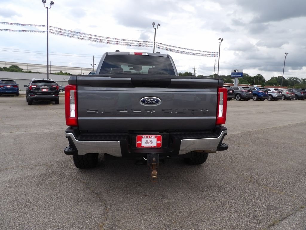 Used 2025 Gray Metallic Ford XLT image 7