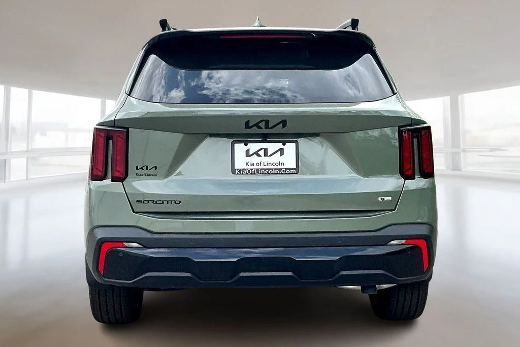 New 2026 Jungle Green Kia X-Line EX AWD image 4