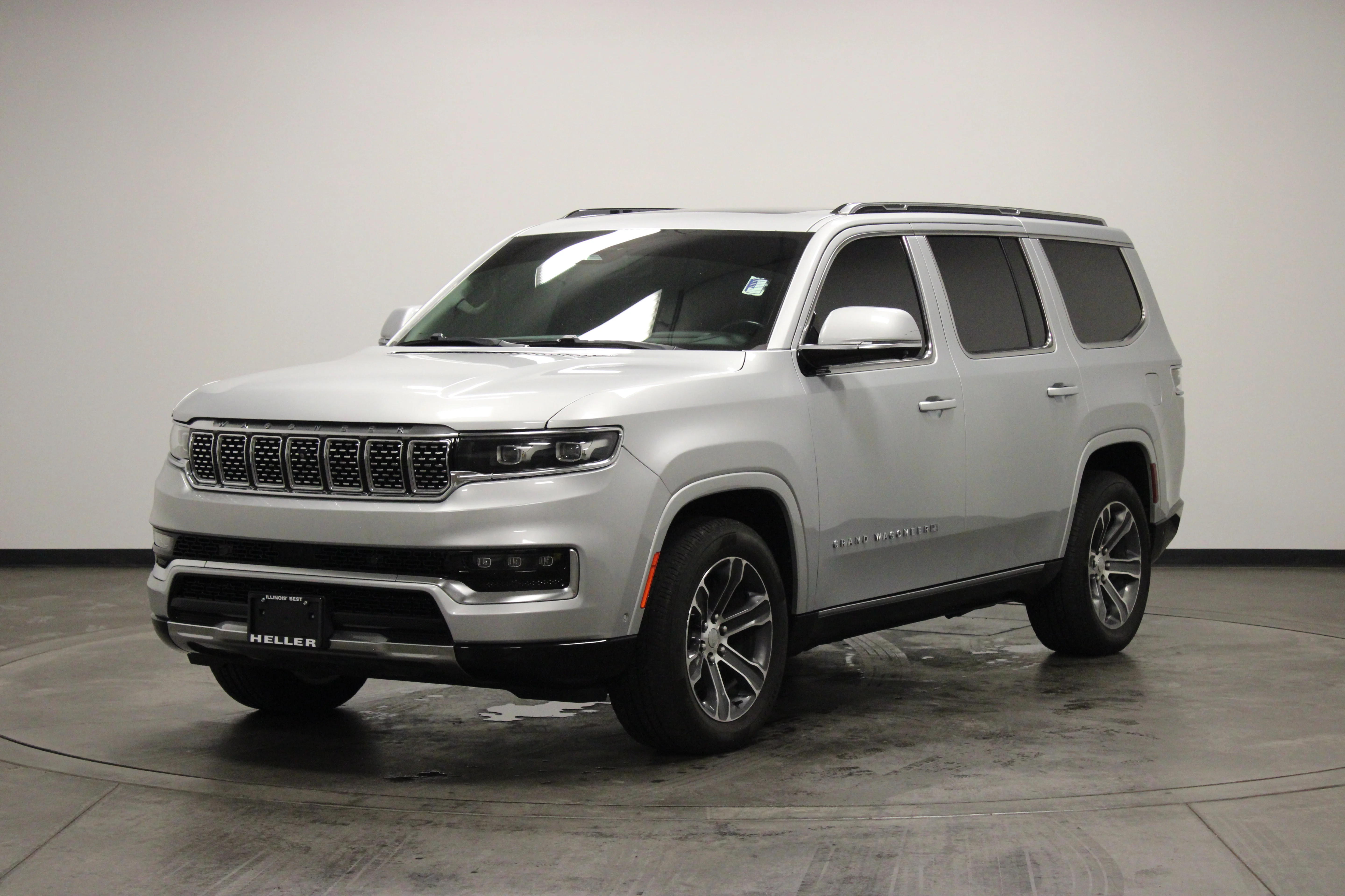 Used 2022 Silver Zynith Jeep Series I image 4