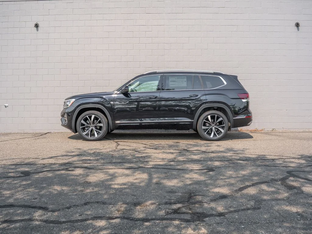 New 2026 Black Volkswagen 2.0T SEL Premium R-Line image 3
