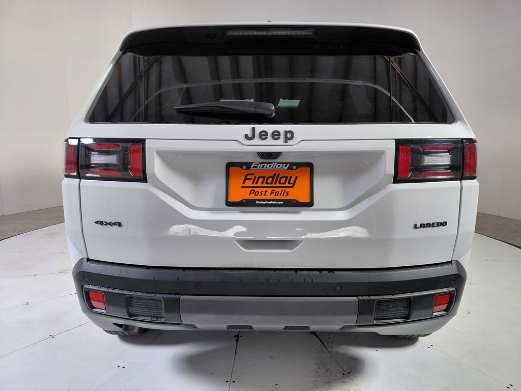 New 2026 Bright White Clear-Coat Exterior Paint Jeep Laredo image 6