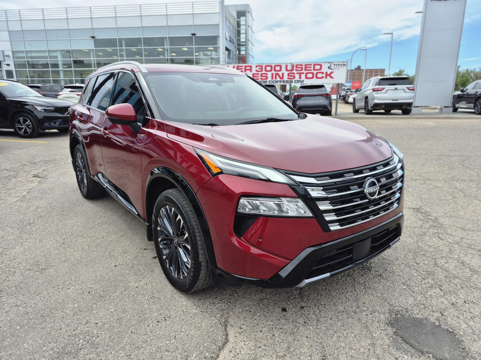 Certified Used 2024 Scarlet Ember Tintcoat Nissan Platinum AWD*Adaptive Cruise | Remote Start | Nav | 360 Cam | Htd Leather | Pano Roof | Htd Wheel image 5