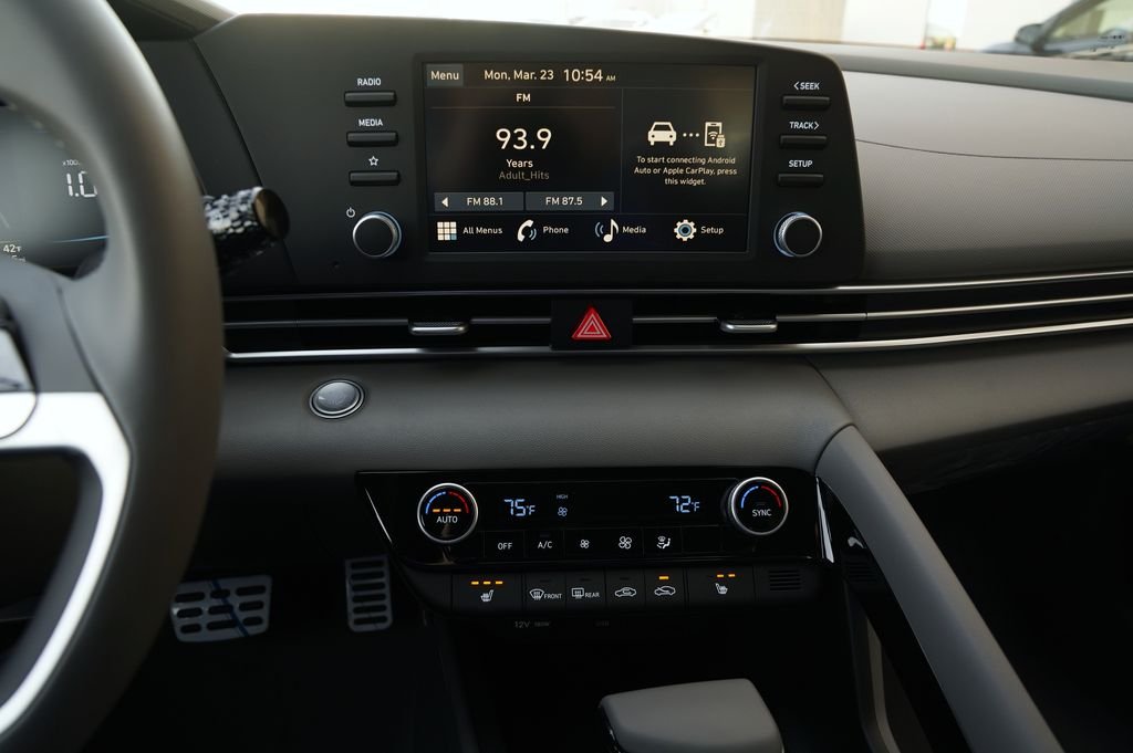 New 2026 Ecotronic Gray Hyundai SEL Sport Premium image 33