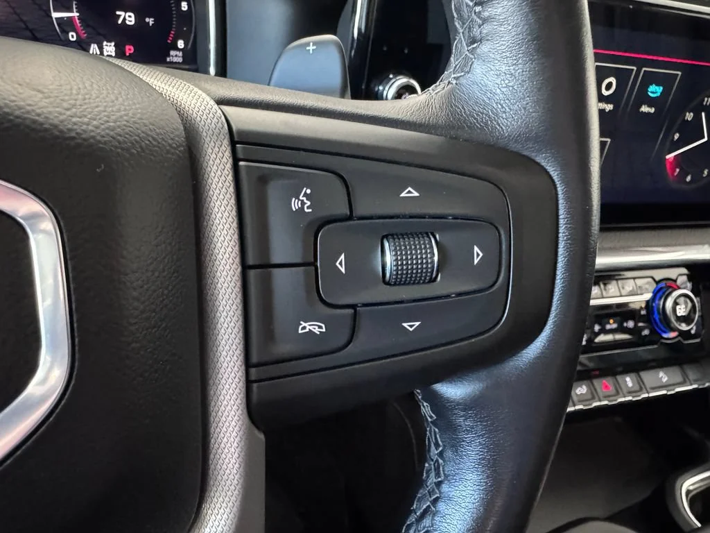 Certified Used 2025 White Frost Tricoat GMC Denali image 17