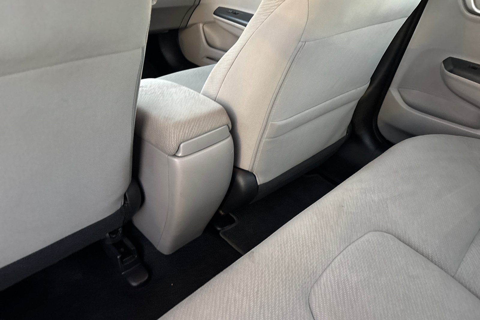 Used 2013  Honda LX image 15